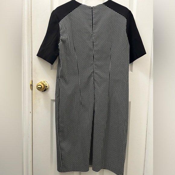 Tristan Black and white patterned sheath dress knee length elbow sleeves - Picture 2 of 8